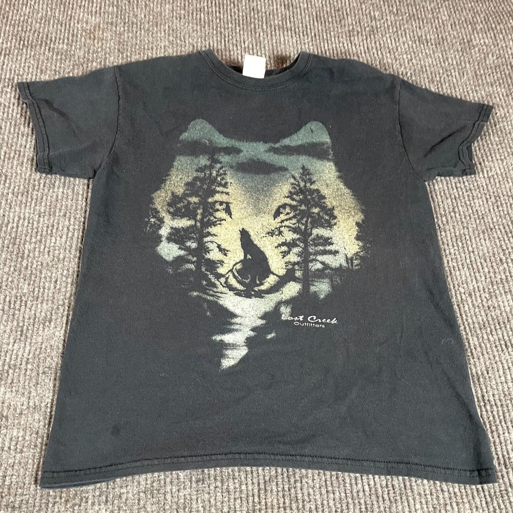 Lot of 2 Wolf T Shirts Mens Medium Black Gray Nature Outdoors AOP Graphic Wolves - Picture 2 of 11
